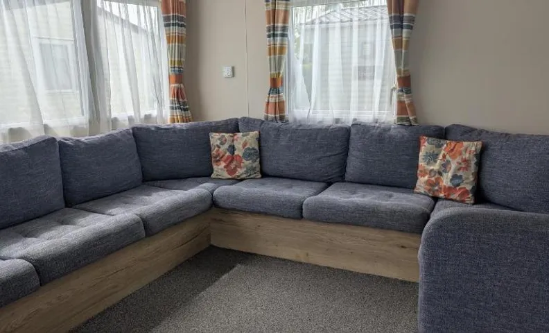 Coastal Comfort Relaxing 3-Bed Holiday Home at Marlie Holiday Park