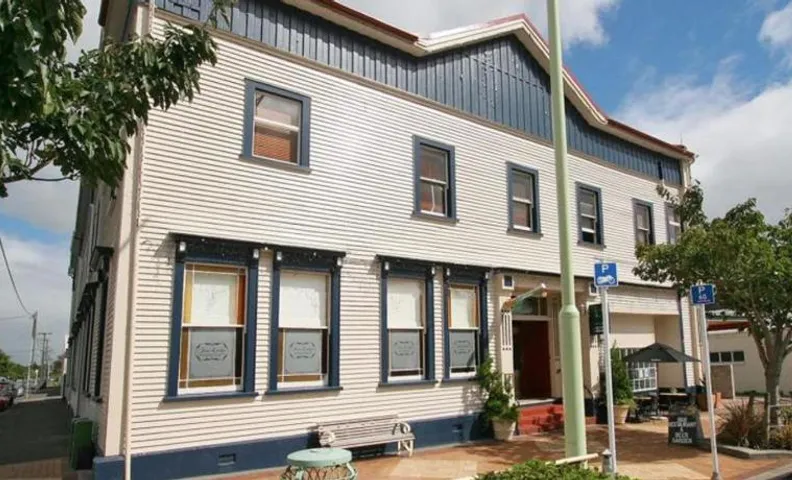 Fern Lodge Inglewood