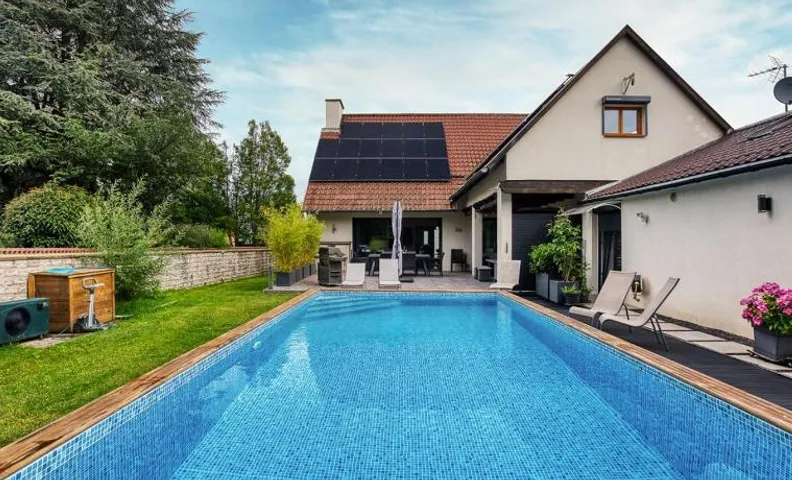 Grande villa jardin et piscine chauffée, 10 pers
