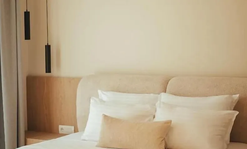Noir Hotel
