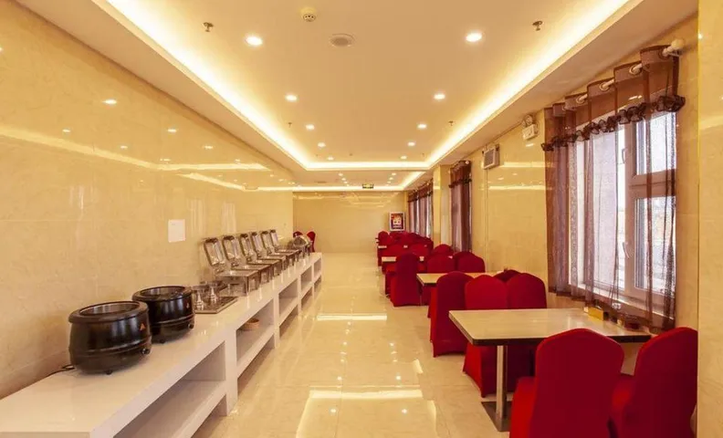 Turpan Sushang Ludao Grand Hotel (Grape Night Market)