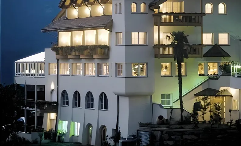 Hotel Tenz