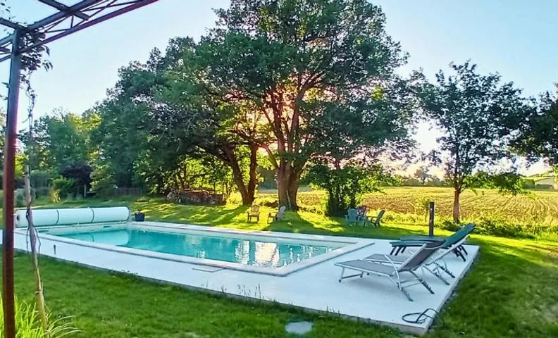 La petite maison de Valérie avec piscine proche Revel, Saint Ferréol, Puylaurens et Castres
