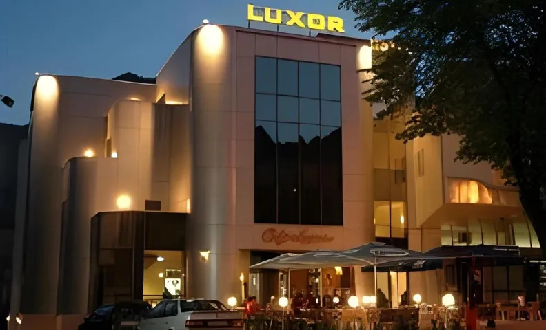 Luxor Hotel