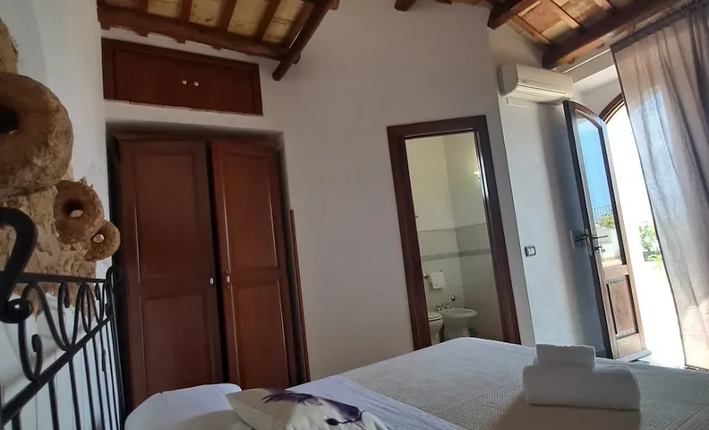 CALA BUGUTO hotel