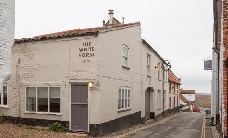 The White Horse Blakeney