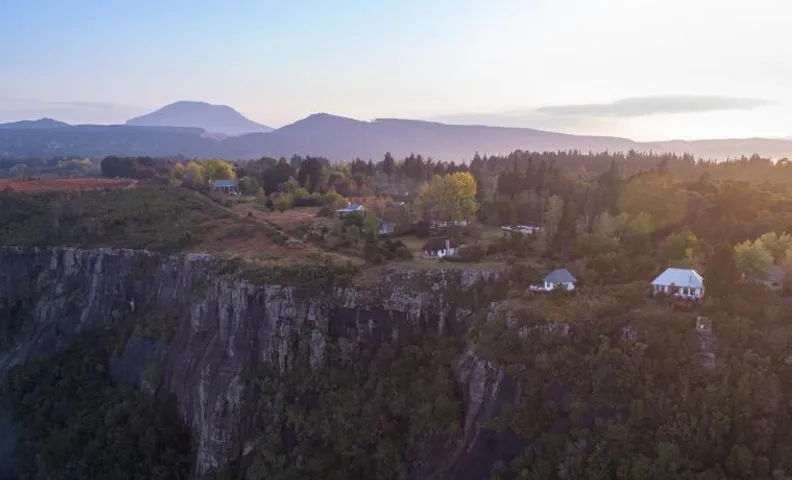 The Edge Mountain Retreat
