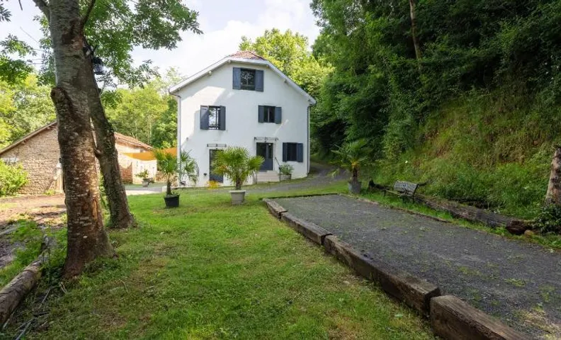 Le Gite Ozalée - Domaine Helaku