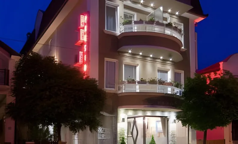 Garni Hotel President de Luxe
