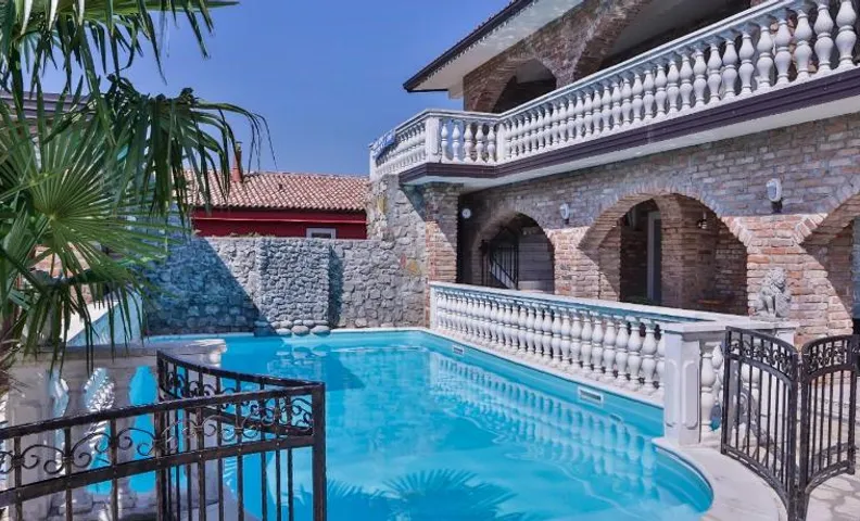 Casa Oasa Boutique rooms Pool near Koper