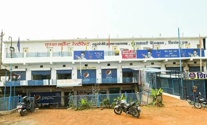SPOT ON by OYO Krishna Market And Lodge