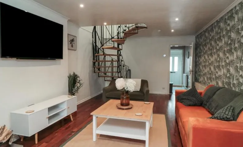 3 Beck Mews