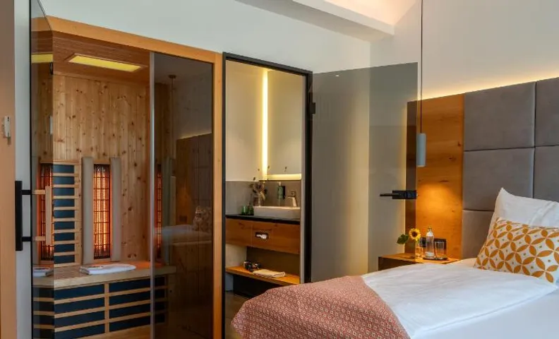 Patrix Hotel, Restaurant, Bar