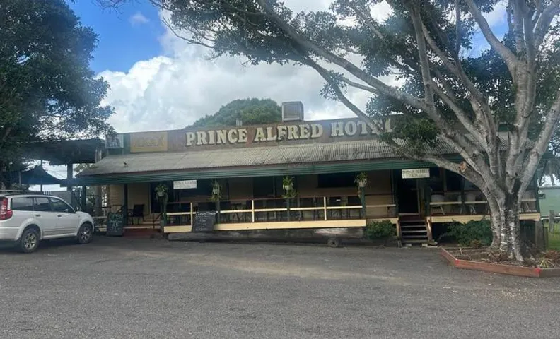 gundy pub & caravan park