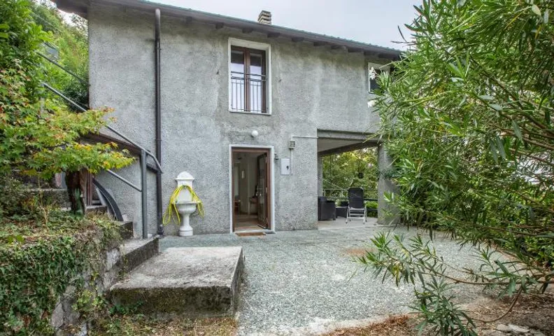 L'Ago di Pino I Villa vista lago di Como