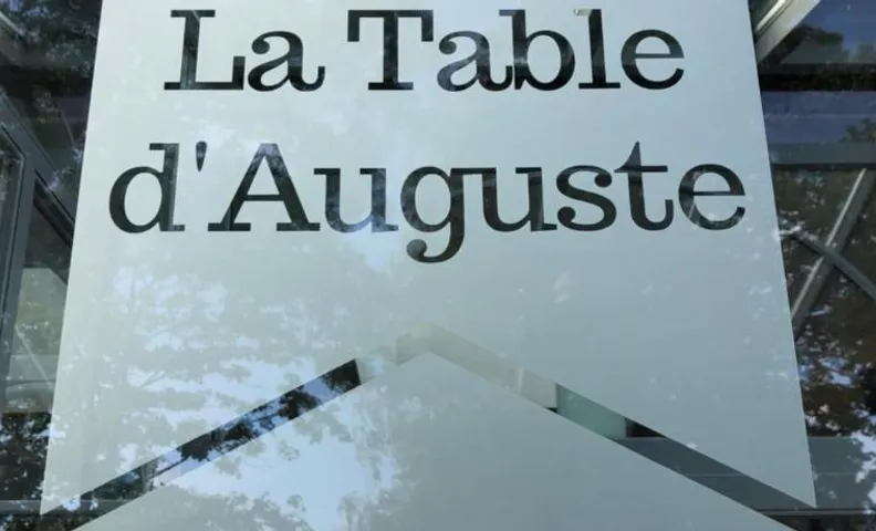 La table d’Auguste