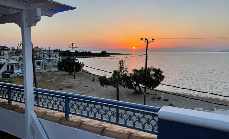 Coralli Rooms & Restaurant