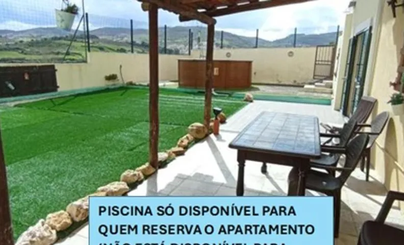 Alojamento - Apartamento ou quarto - Estacionamento à porta