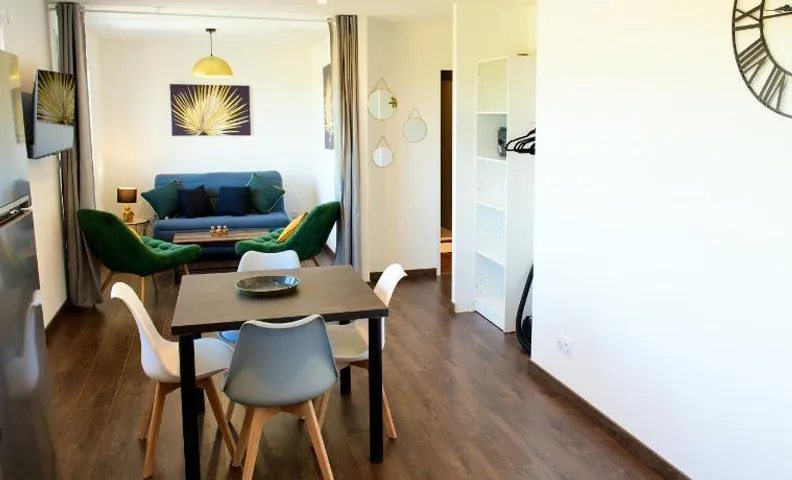Le Forez Appartement 4 pers ou Studio 2 pers