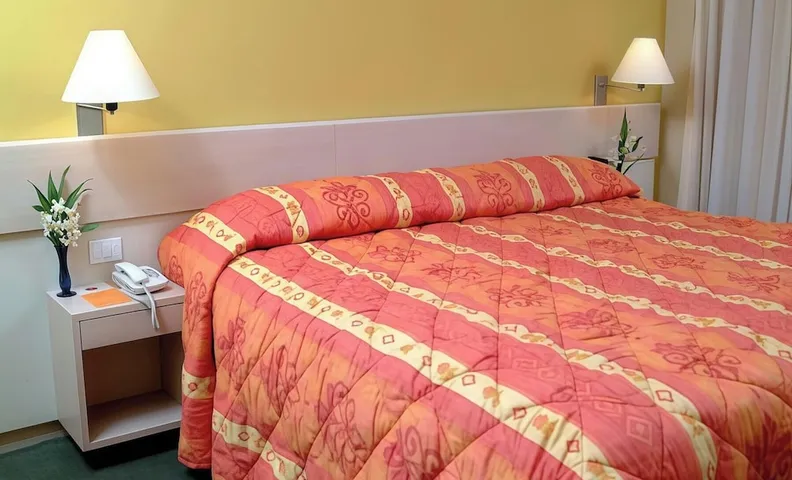 Hotel Lincoln Suites