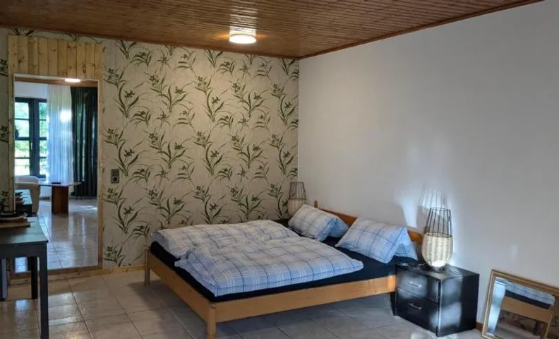 Monteur Budget Zimmer