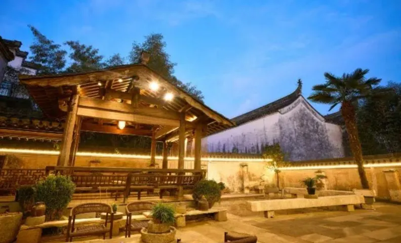 Floral Hotel · Guangdetang Hotel
