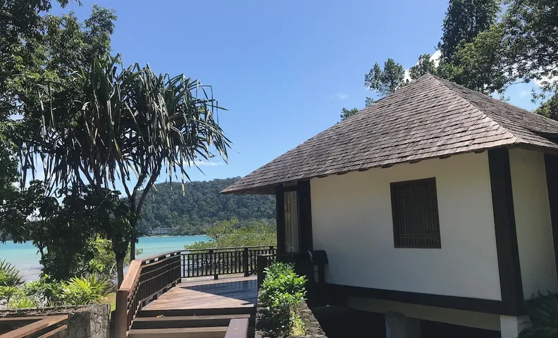 Saujana Private Villas