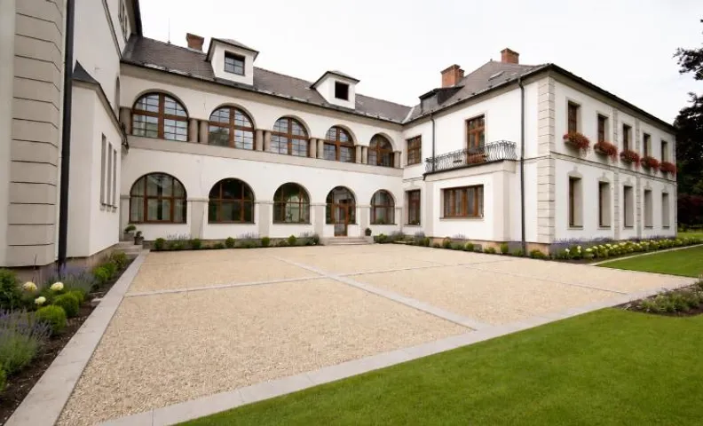 Resort Červený dvůr - apartmány a wellness