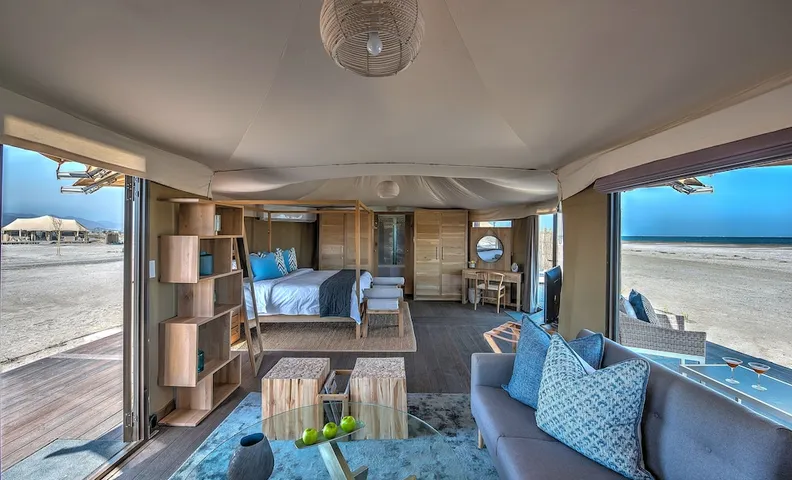 킹피셔 리트리트 바이 샤르자 컬렉션