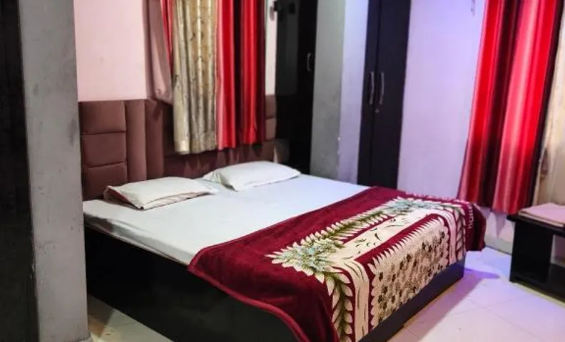 Hotel Rituvan palace