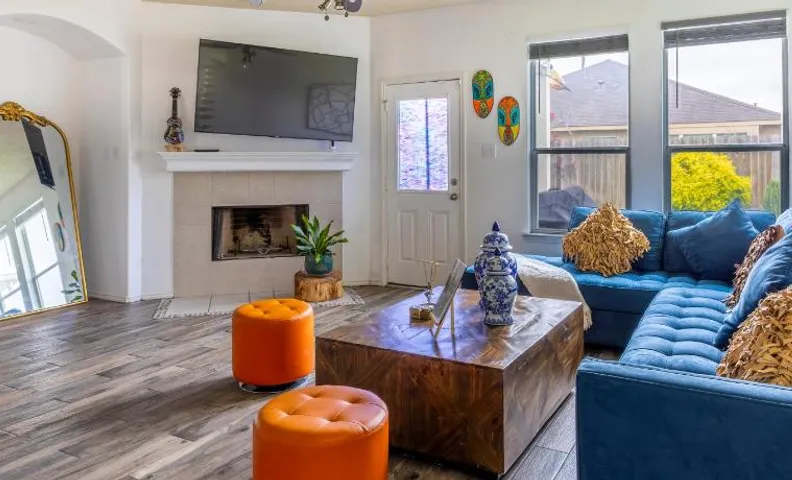 5BR BIG Home in Tomball, Game Room 10 pax