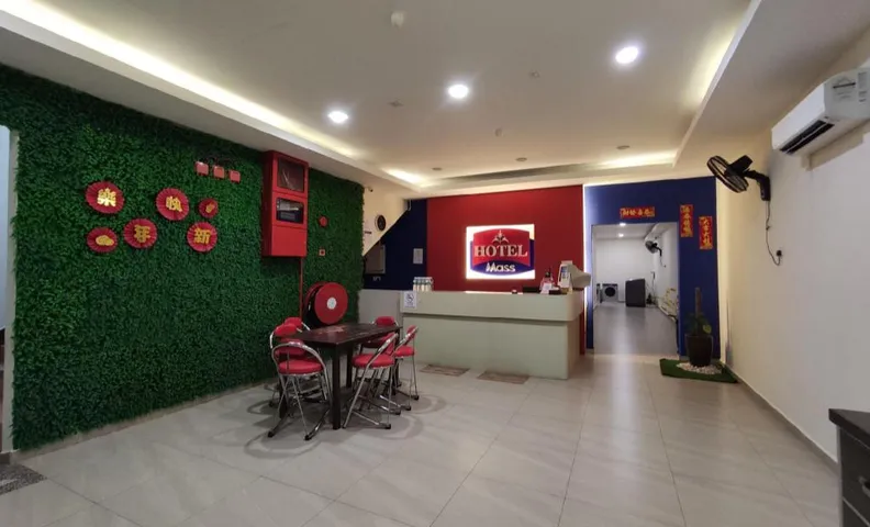 Mass Hotel