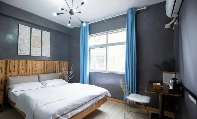 26 Degrees North Latitude hotel