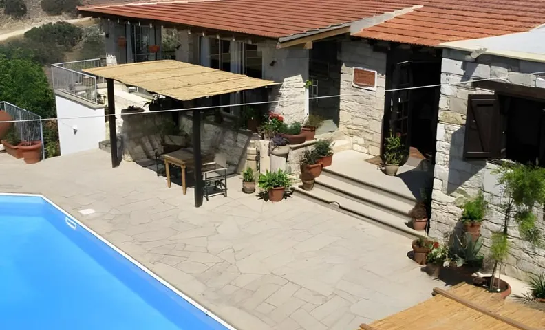 Cyprus Villages - Hotel & Restaurant - Central Location - Bed & Breakfast With Access To Pool And St