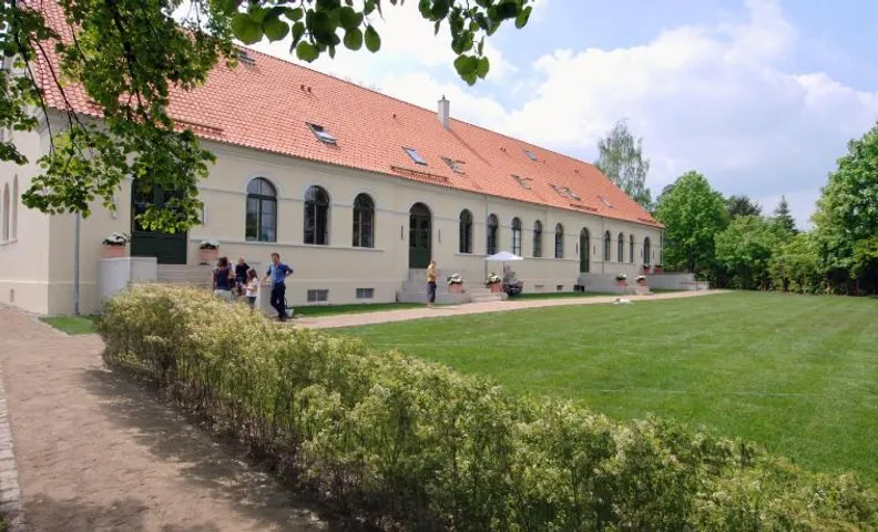 Kavaliershaus Schloß Blucher am Finckenersee