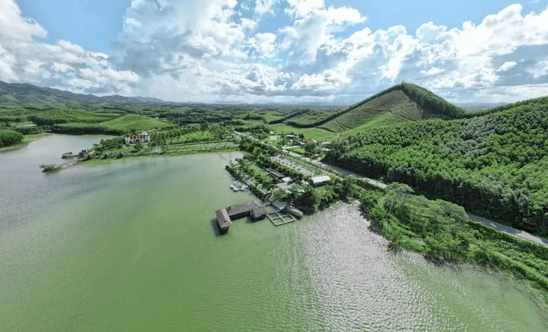 KHU DU LỊCH SINH THÁI HÒN MÁT