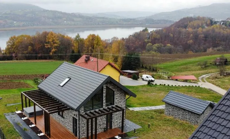 Wichrowe Wzgórze z jacuzzi