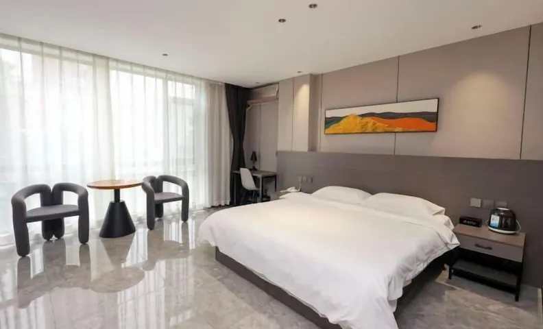 Dalian Jiayan Collection Hotel