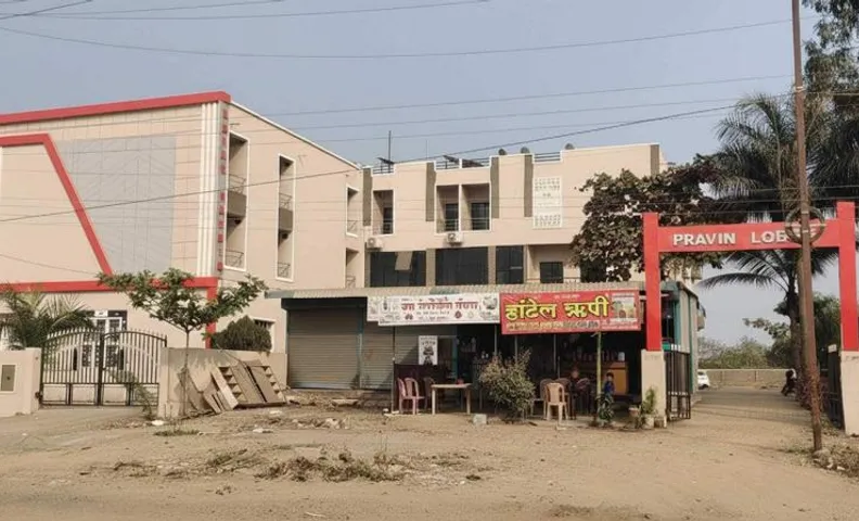 SPOT ON 73780 Hotel Pravin