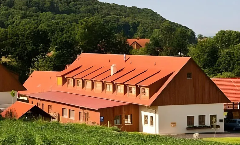JUFA Hotel Tieschen