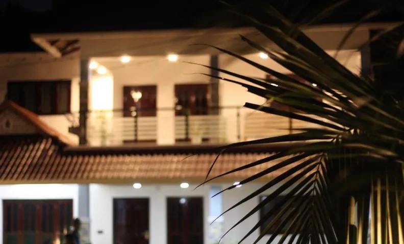 Abode Homestay Alleppey | Private 7BR Coastal Villa near Omanapuzha Beach