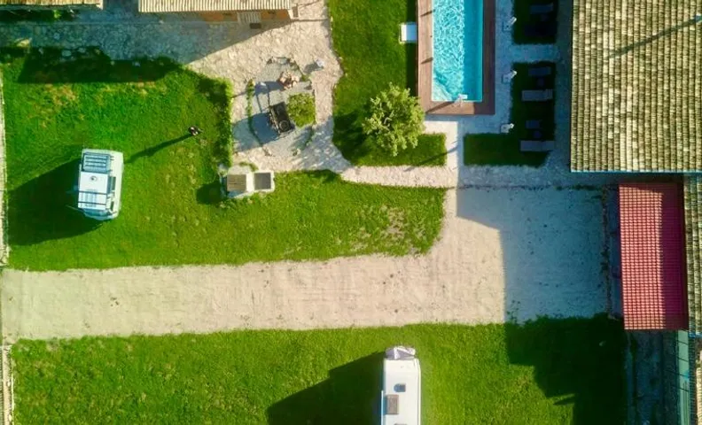 Camping Pliska - vacation rooms, camping and caravaning