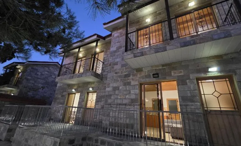 Platres Villas