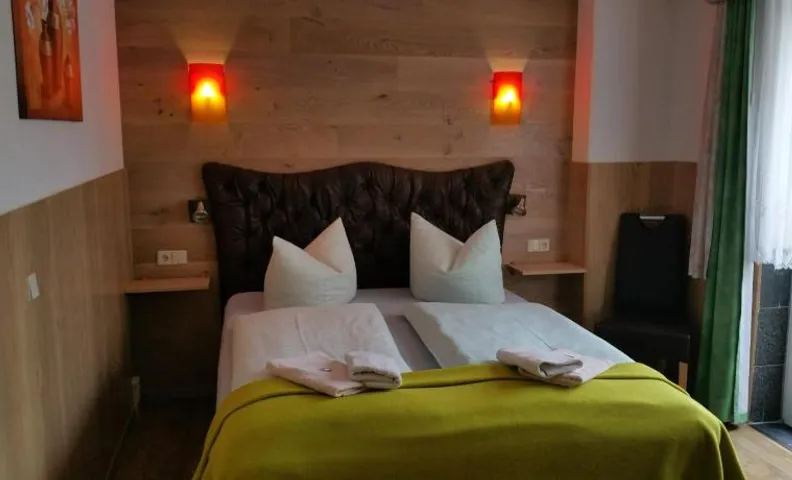 Landhotel Waldschlößchen mit Gaststube