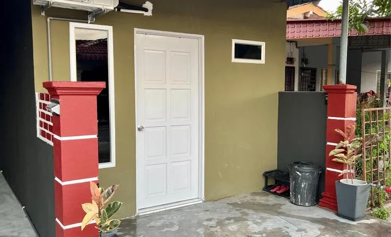 THE PRIVATE ROOM in Seri Iskandar perak