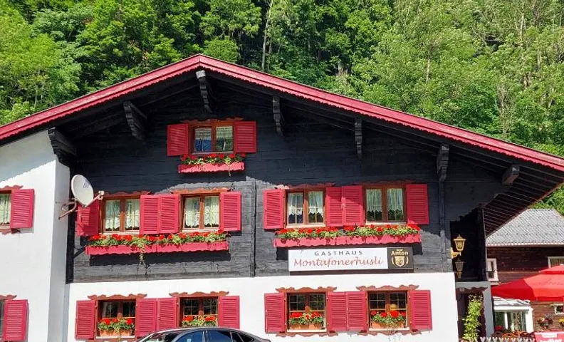 Gasthaus Pension Montafonerhüsli