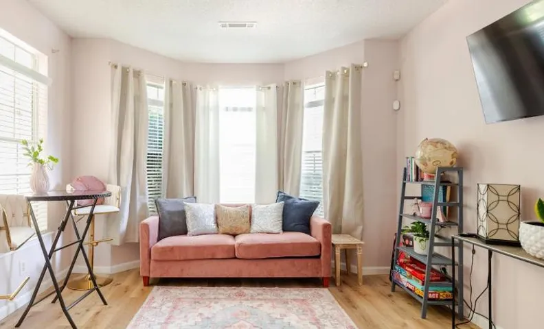 Spacious Lux 3 Bedroom Villa Near Atlanta