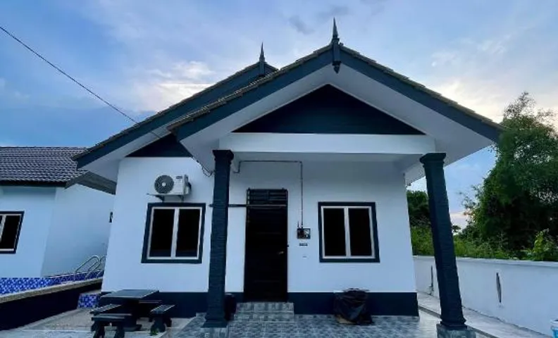 Seberang Takir / Airport Homestays