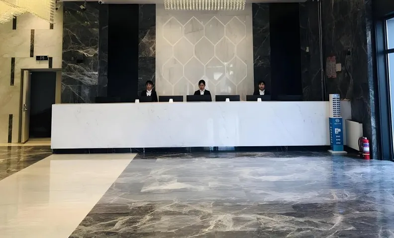 그린 트리 인 바이청 타오베이 디스트릭트 레일웨이 스테이션