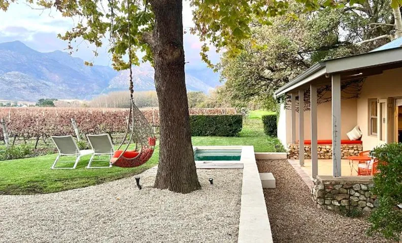 La Chataigne Wines & Guest Cottages